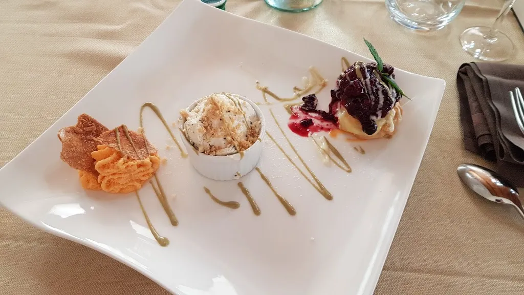 Francesco Rotundo_Ristorante Da Aquino_Cropani Marina_review