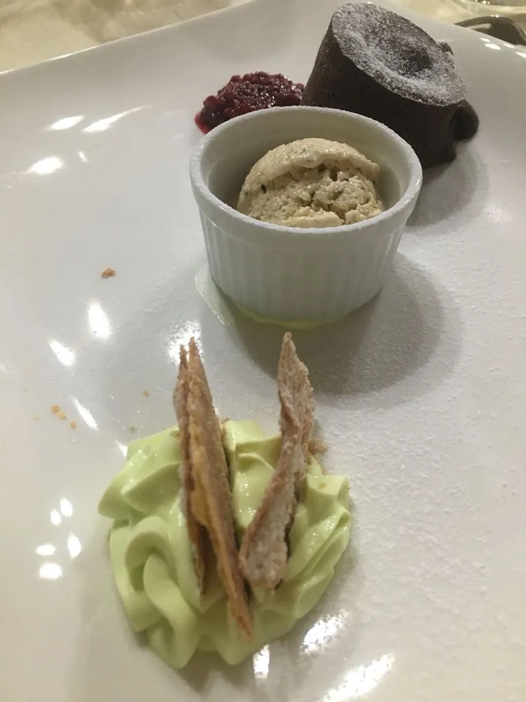 Massimo Lo Monaco_Ristorante Da Aquino_Cropani Marina_review