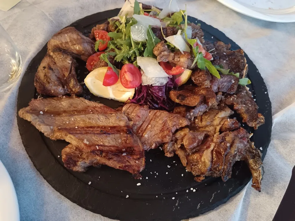 Davide Nunziati_ANGUS STEAK & PIZZA_Cropani Marina_review