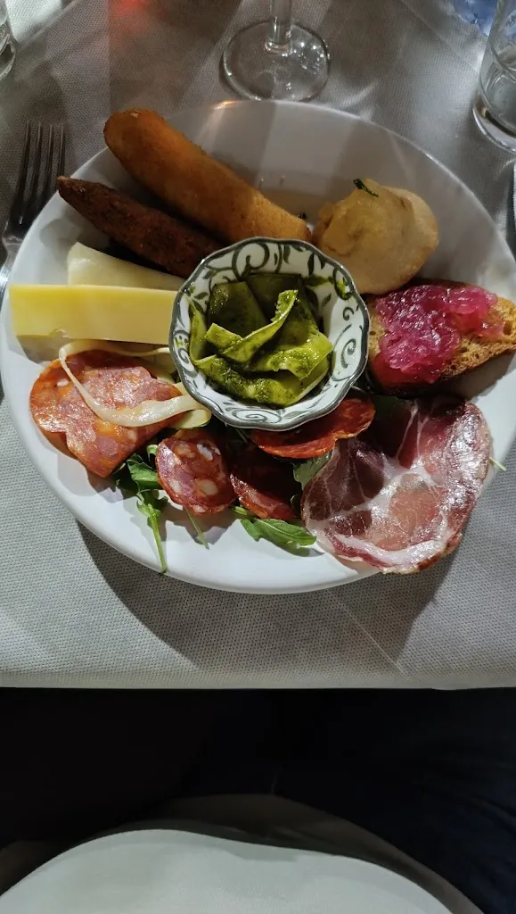 Menu_Ristorante Trattoria Pizzeria Fontana Vecchia_Cropani Marina_image_1