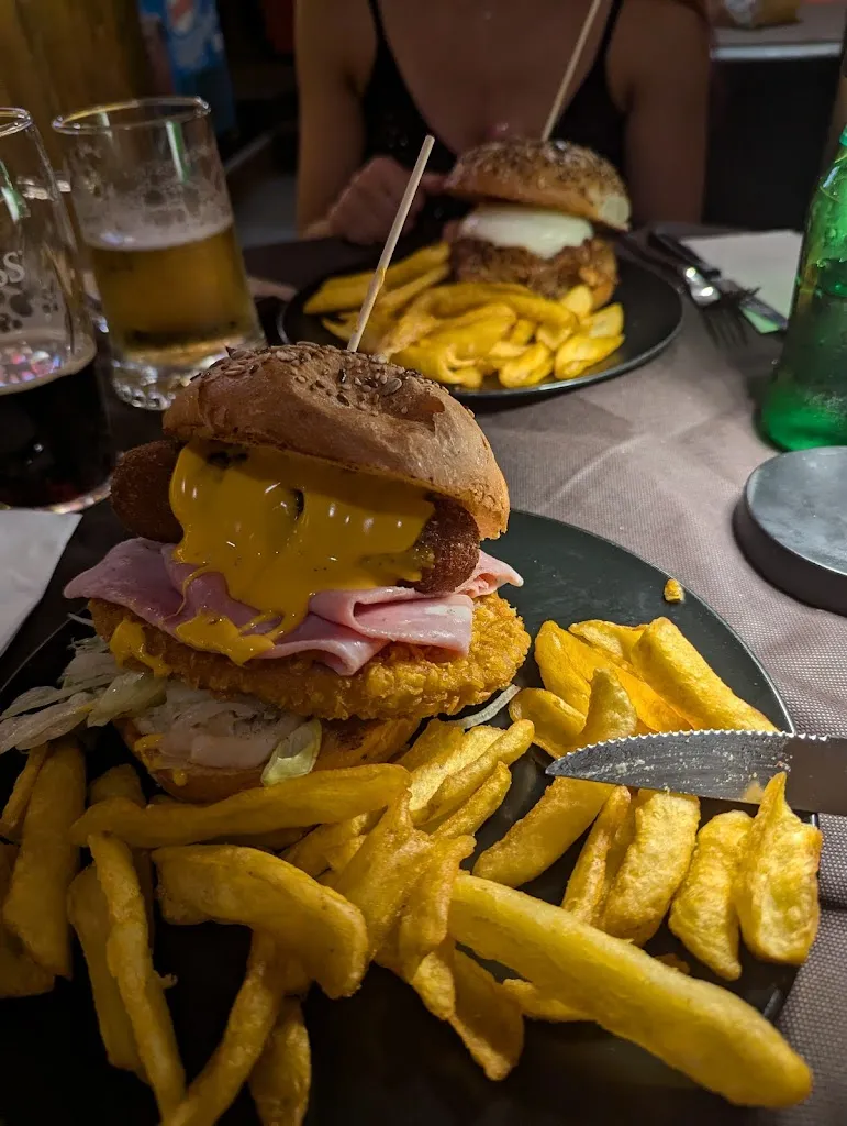 Menu_Thomson pub_Cropani Marina_image_1