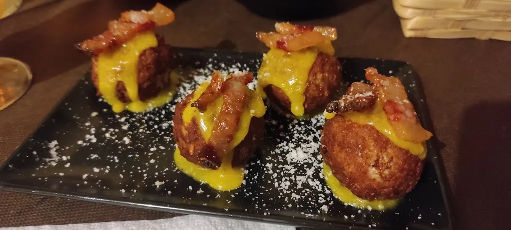 Menu_Thomson pub_Cropani Marina_image_2