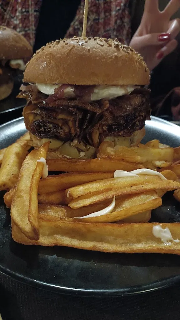 Menu_Thomson pub_Cropani Marina_image_3