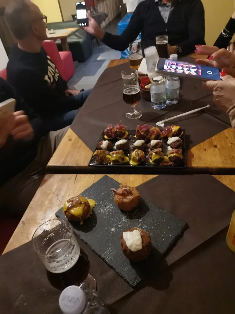 Menu_Thomson pub_Cropani Marina_image_6