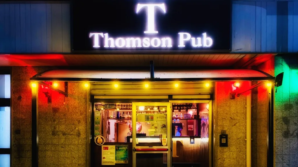 Thomson pub_Cropani Marina_slider_image_1