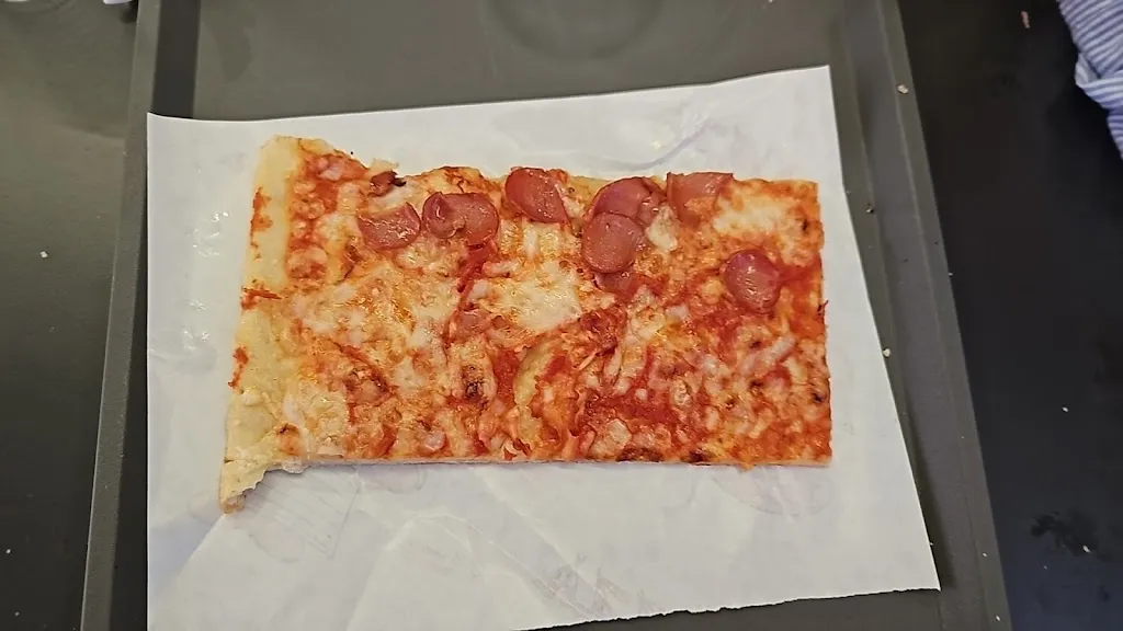 daniele izzo_Pizza al taglio Talarico_Cropani Marina_review