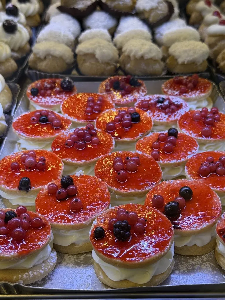 ANTONELLA CRISTINA ANFUSO_Mac Fly_Cropani Marina_review