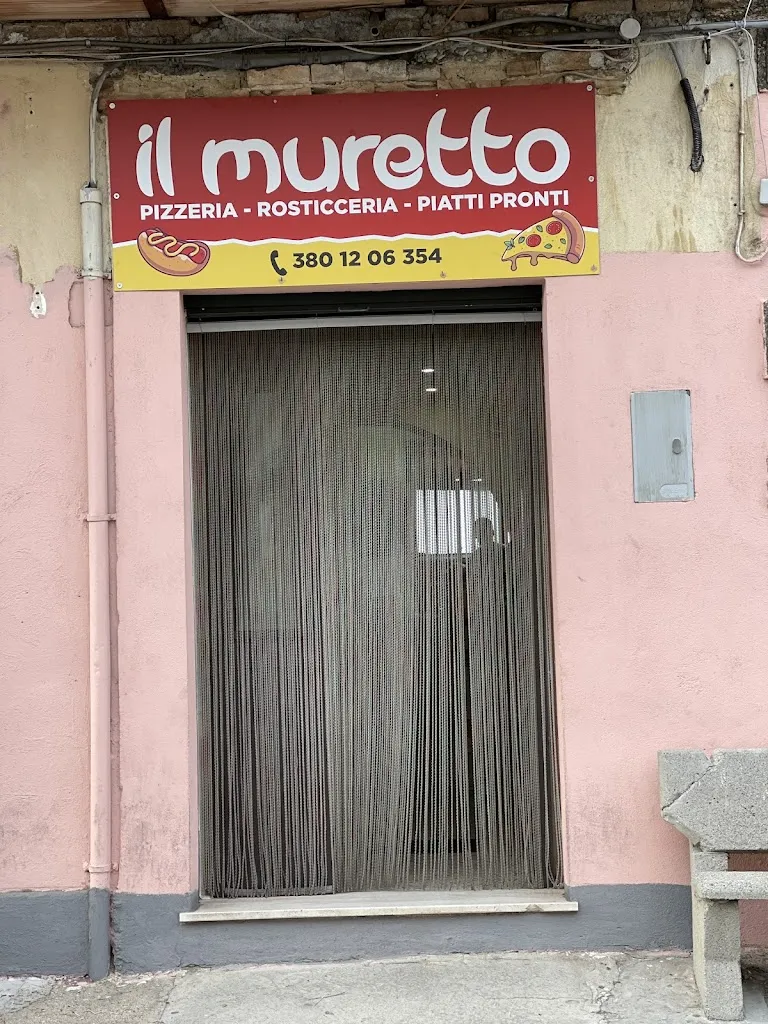 Il muretto restaurant in Cropani Marina