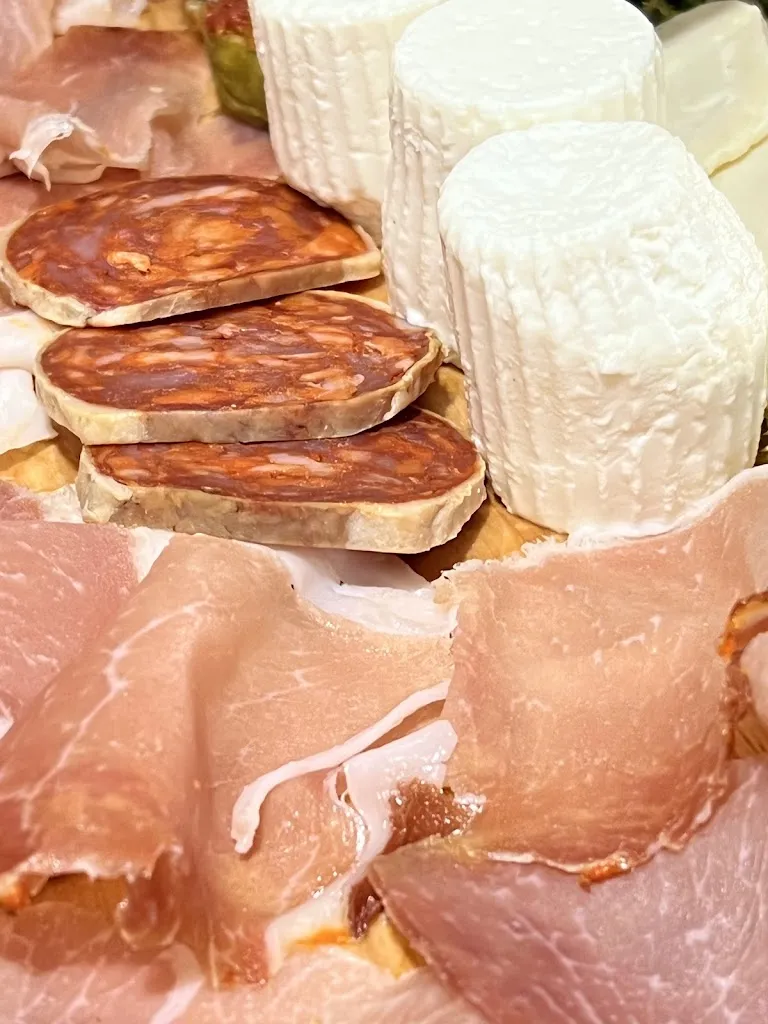 mauro prevete_El Papero_Cropani Marina_review