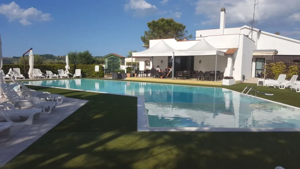 Posto 9 Country House restaurant in Corropoli