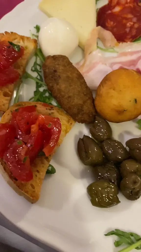 Trattoria del Buon Gusto da Sasá_Decollatura_slider_image_2