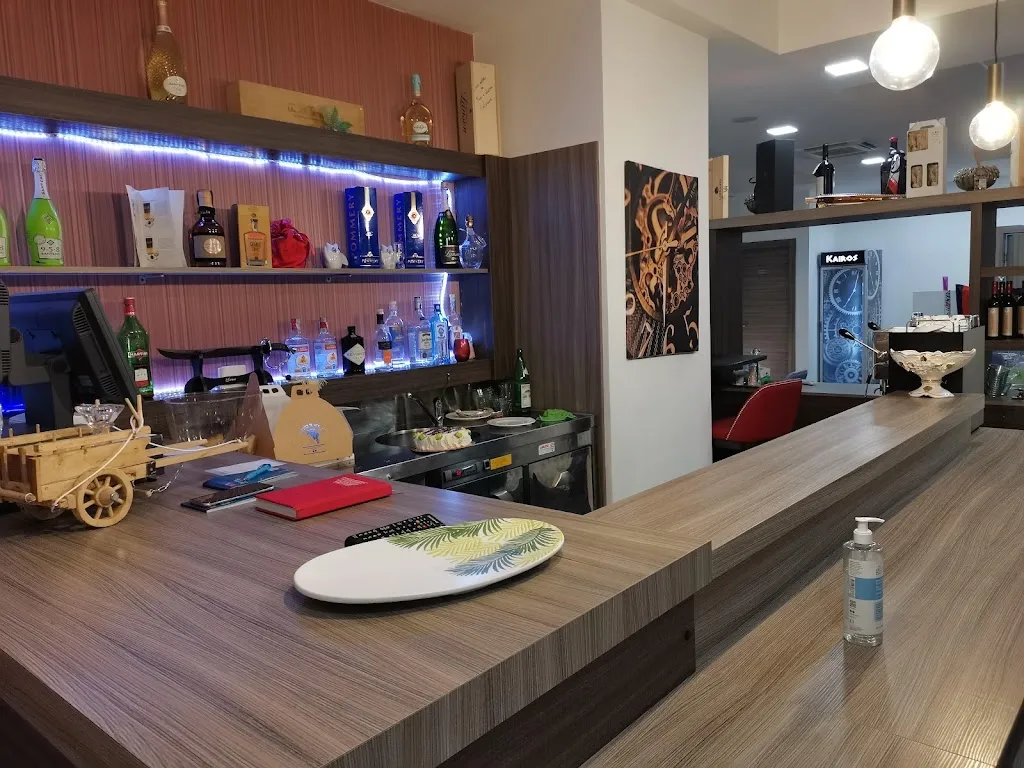 Kairos restaurant & lounge bar restaurant in Crotone