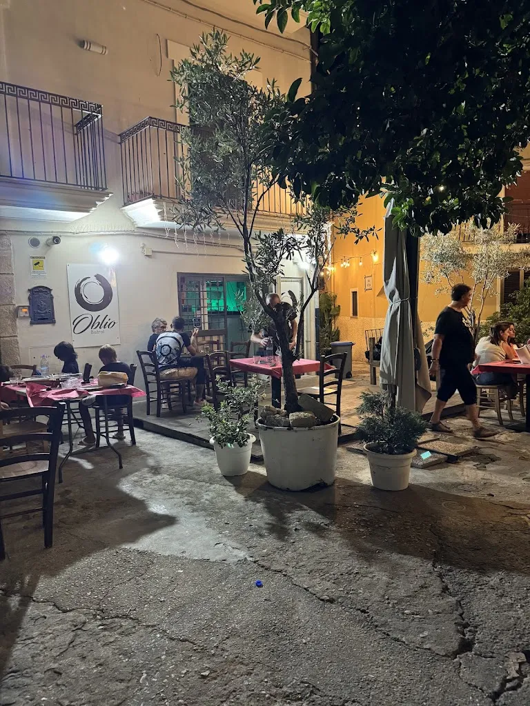 Oblio Bistrot_Crotone_slider_image_3
