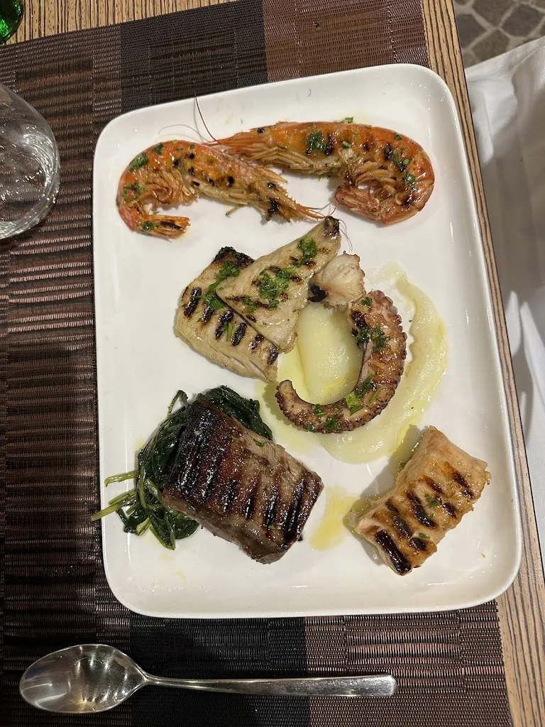 Michael Terence Cockcroft_Mara Restaurant Vinarte_Crotone_review