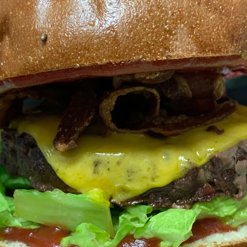 Alexander AmAre_Crotone_slider_image_3