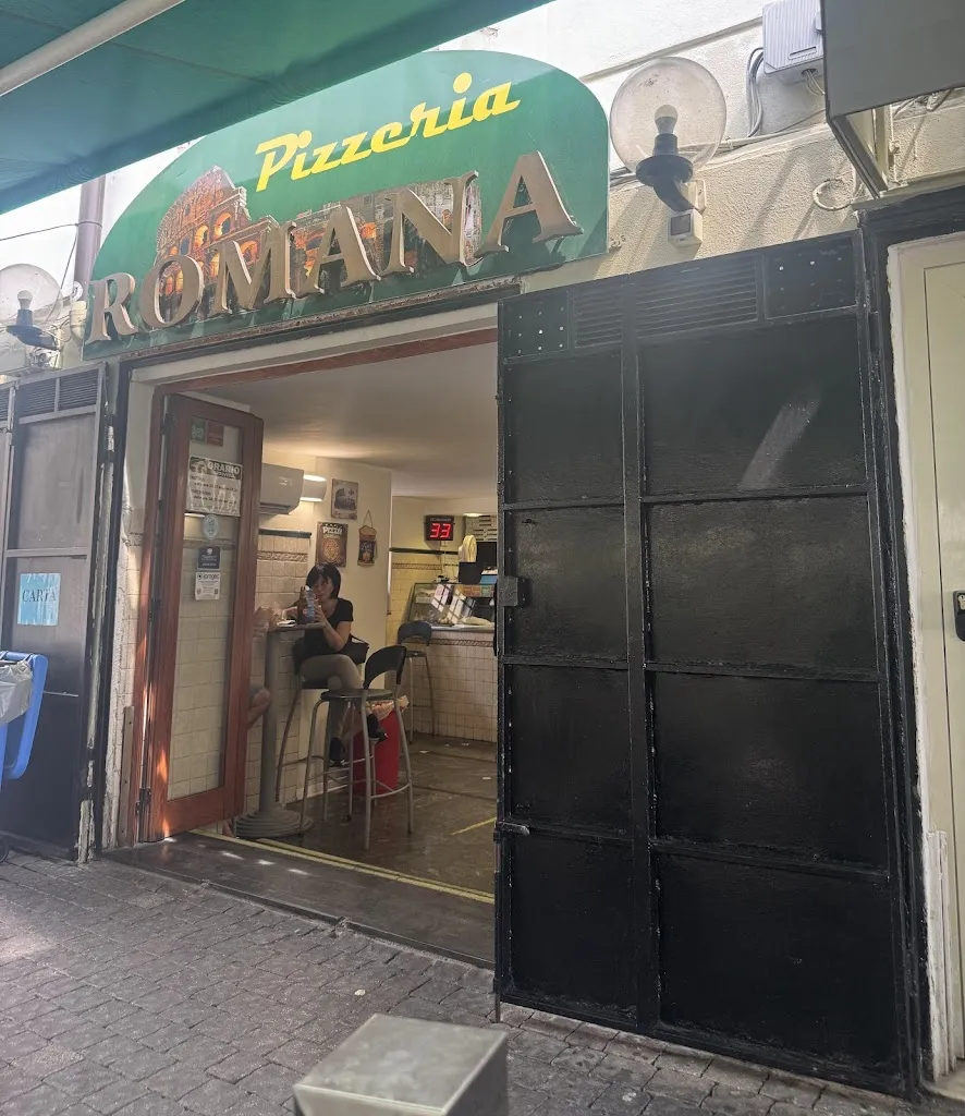Pizzeria Romana_Crotone_slider_image_1