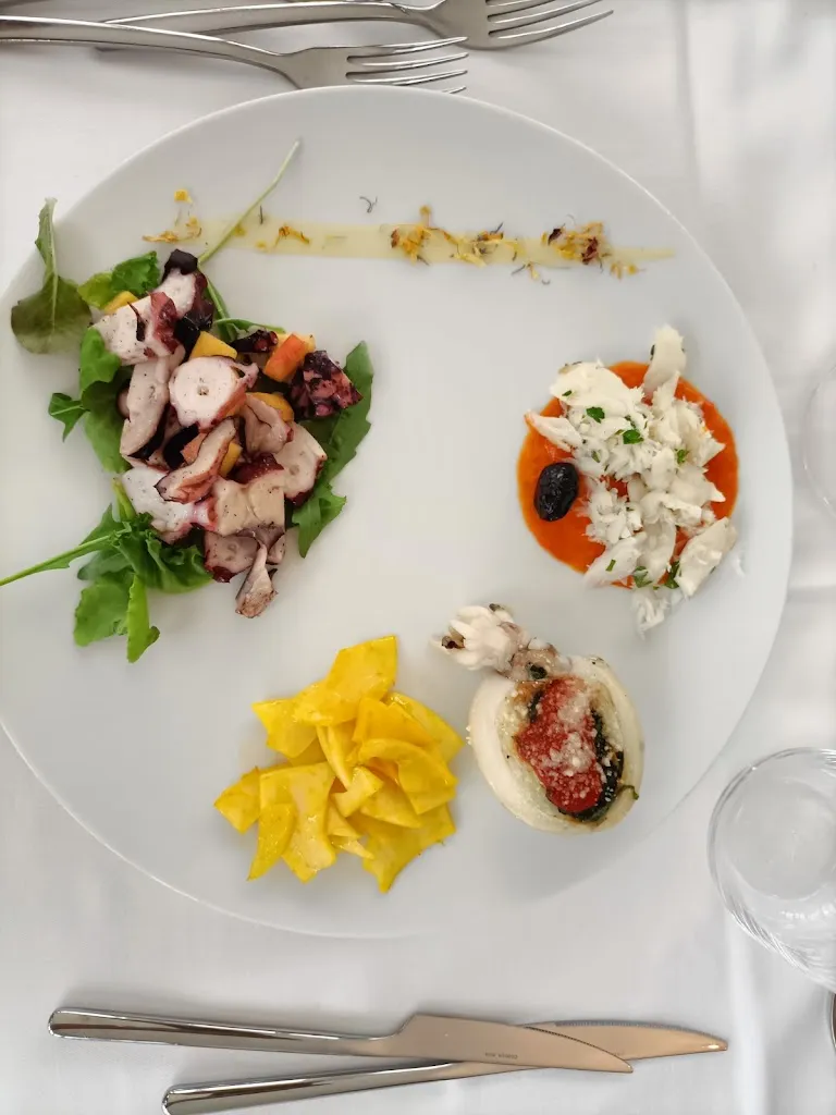 Unique Club Restaurant_Crotone_slider_image_3