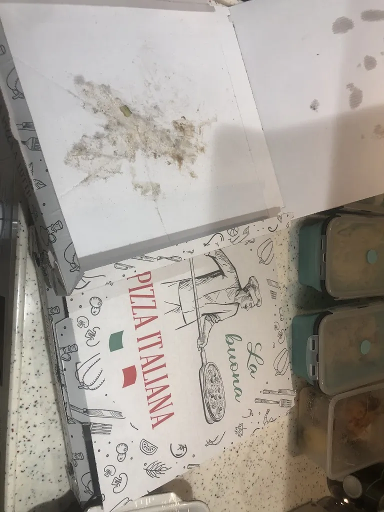 Mathieu Guillaume_A Mano A Mano_Crotone_review