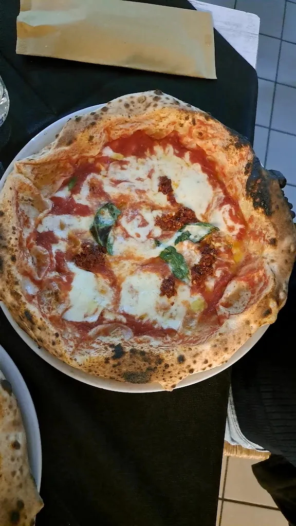 A Mano A Mano_Crotone_slider_image_2