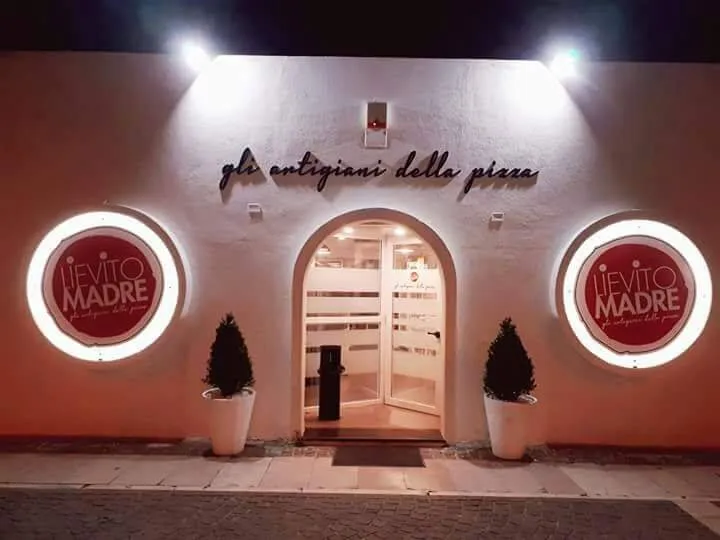 Lievito Madre_Crotone_slider_image_1