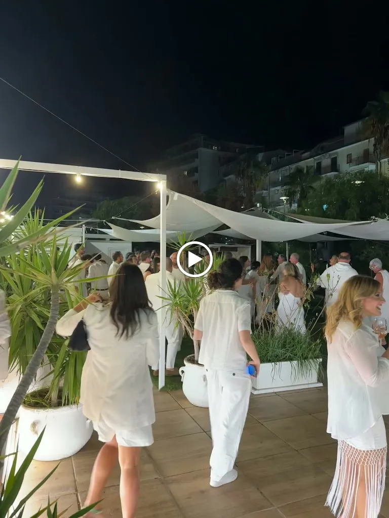 Nove Zero Due Ristorante, Beach Resort e Bar Lounge_Crotone_slider_image_2