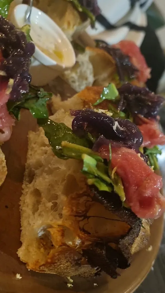 Carmine Basile_Storie Dipinte Crotone_Crotone_review