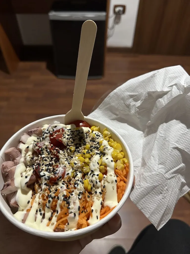 Alan De Salvatore_PokèWay_Crotone_review