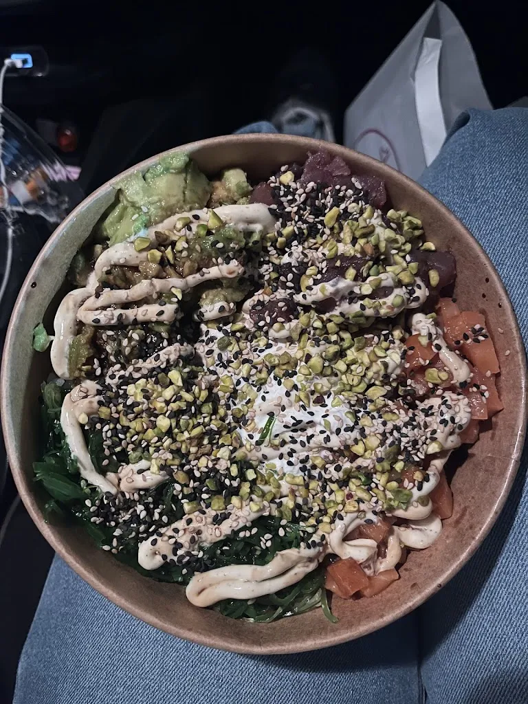 Sharon Scida_PokèWay_Crotone_review