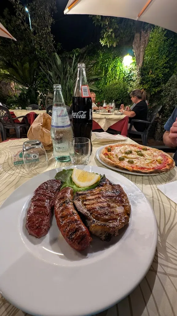 Antonella Di Costanzo_La Vecchia Quercia Torremezzo_Falconara Albanese_review