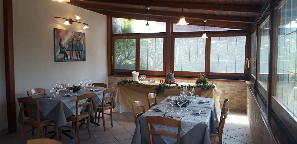 La Vecchia Quercia Torremezzo restaurant in Falconara Albanese