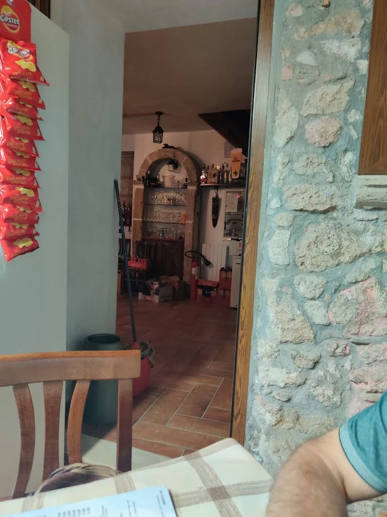 Fabrizia Pratesi_Strapizzami...bar.. Pizzeria...antipasteria.._Falconara Albanese_review