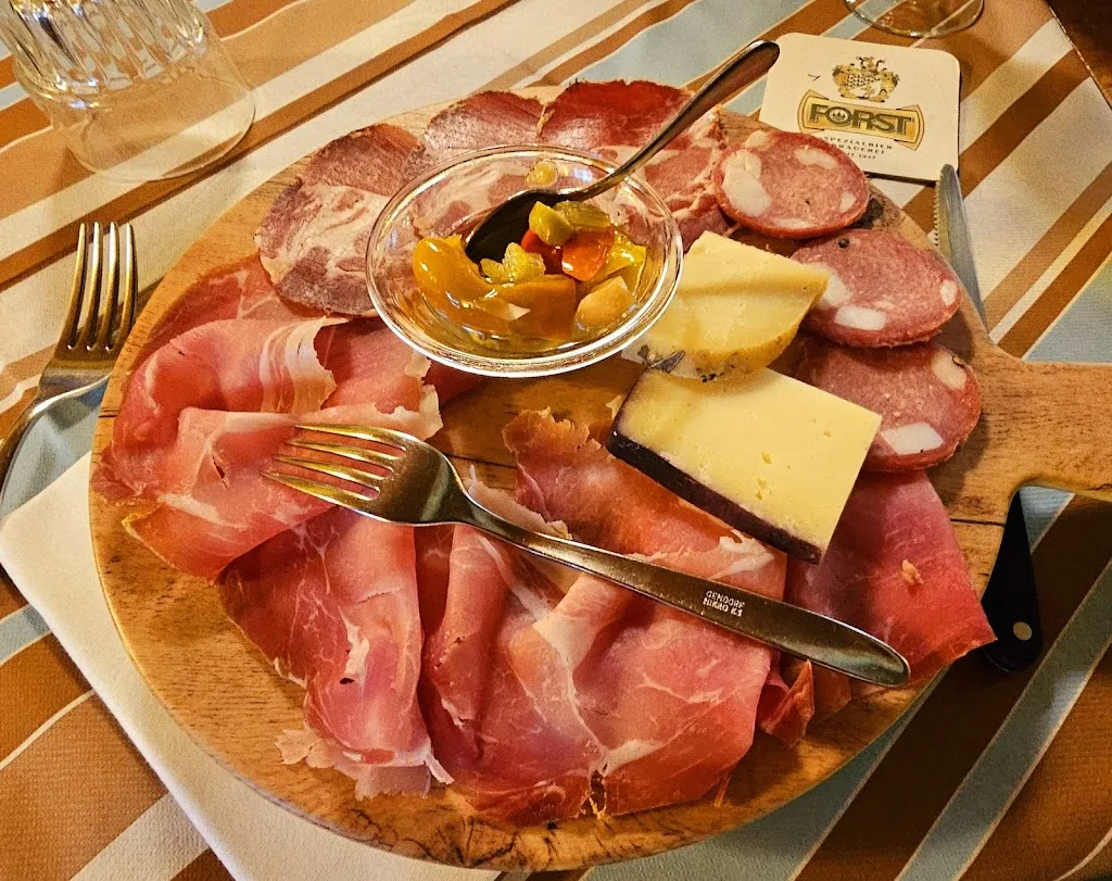 Osteria Altrove_Falconara Albanese_slider_image_3