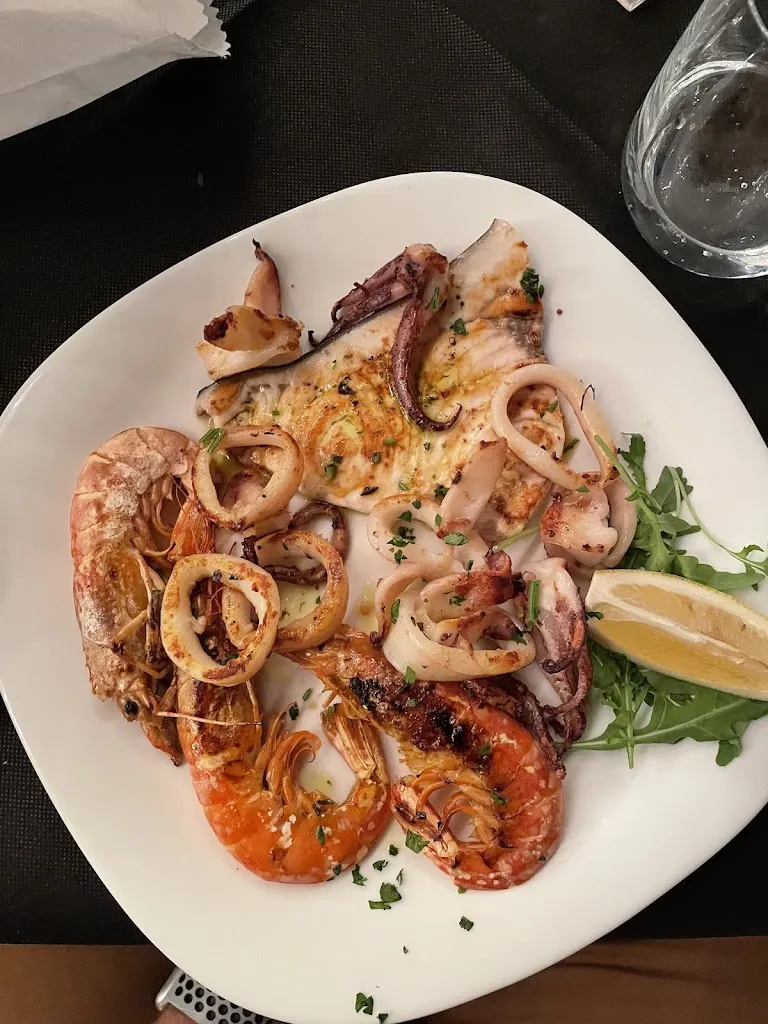 Benedict Barboza_Pizzeria trattoria Fra le nuvole_Drapia_review