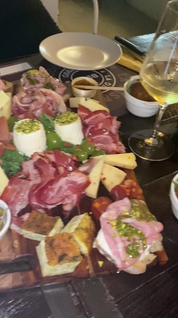 La dispensa by boca_Drapia_slider_image_2