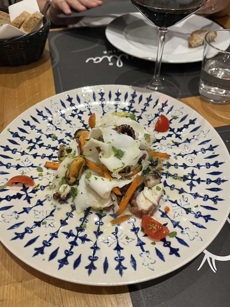 Maria Eugênia_SPIZZICULIA_Drapia_review