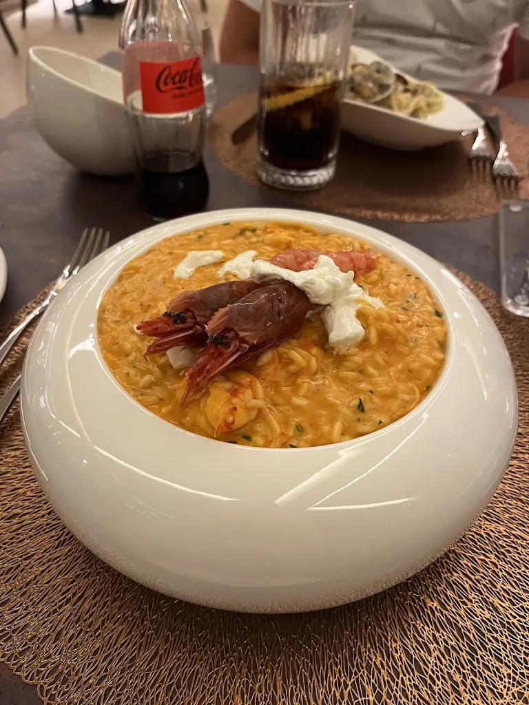 Danielle Duijst_Molo17 | La cantina con cucina - Cucina mediterranea moderna_Drapia_review