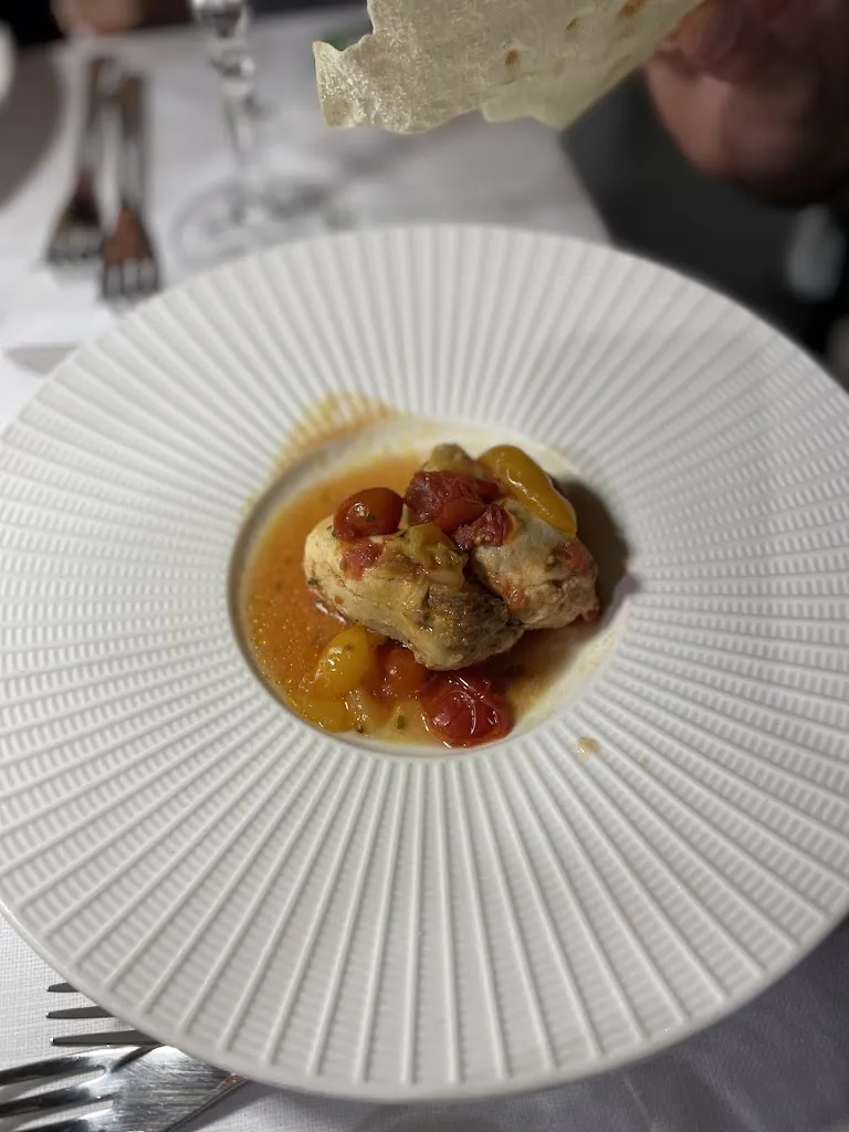 kristina chaneva_Ambrosìa “il cibo degli Dei”_Drapia_avis