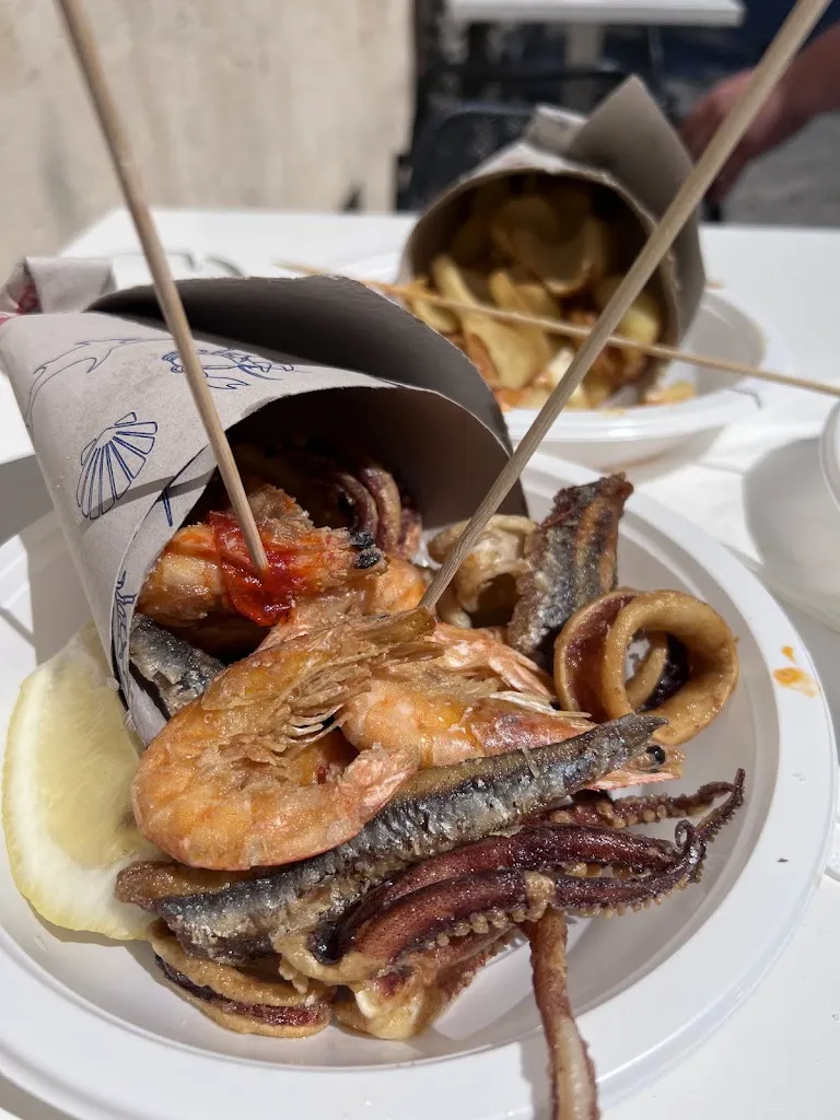 Carla Ghita_Koes I Cuoppi - Friji e mbucca_Drapia_review