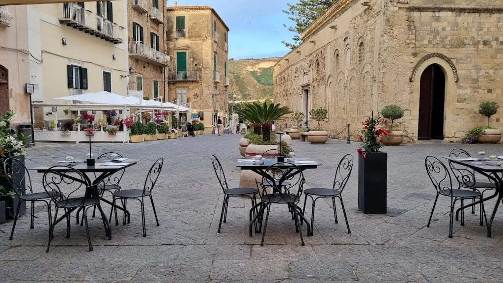 Bottega Calabra - BO.CA._Drapia_slider_image_1