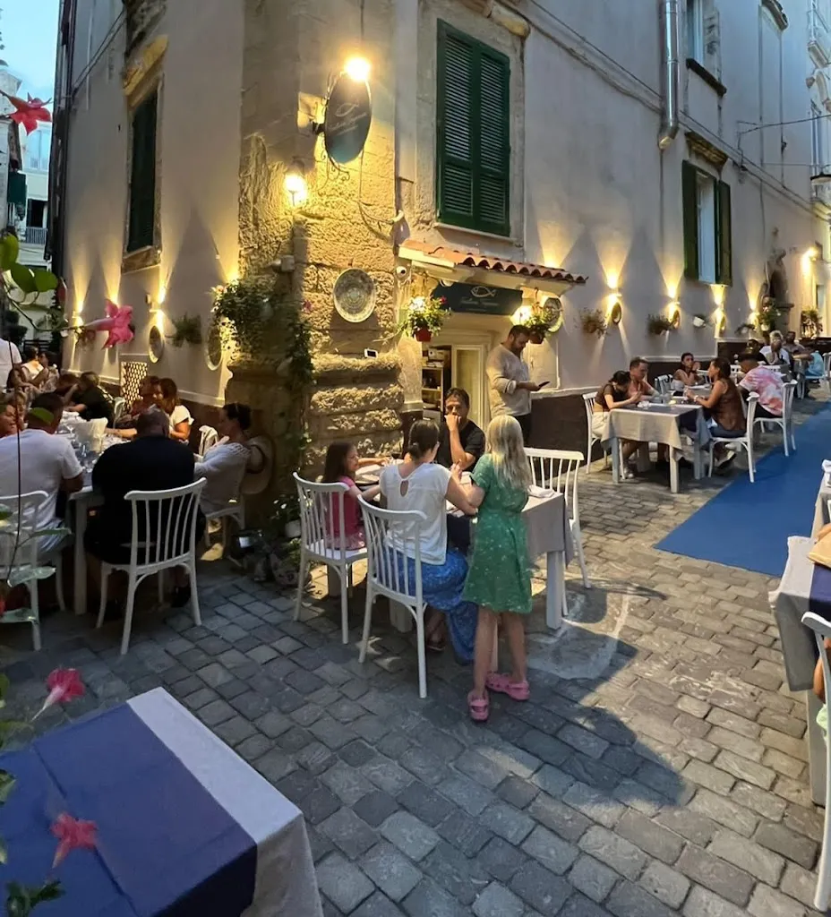 Trattoria Tropeana restaurant in Drapia