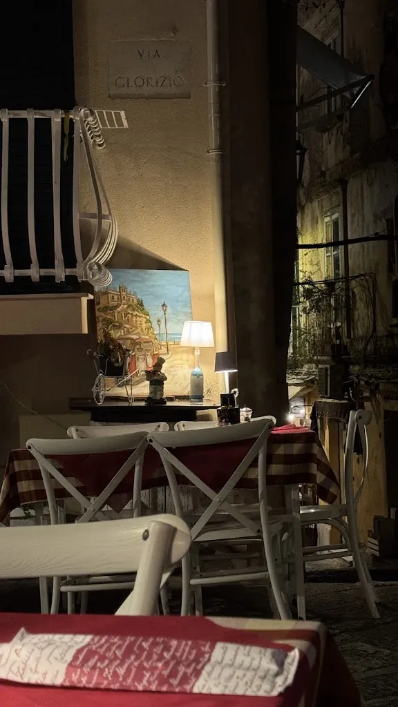 ALBIN’S RESTAURANT_Drapia_slider_image_2