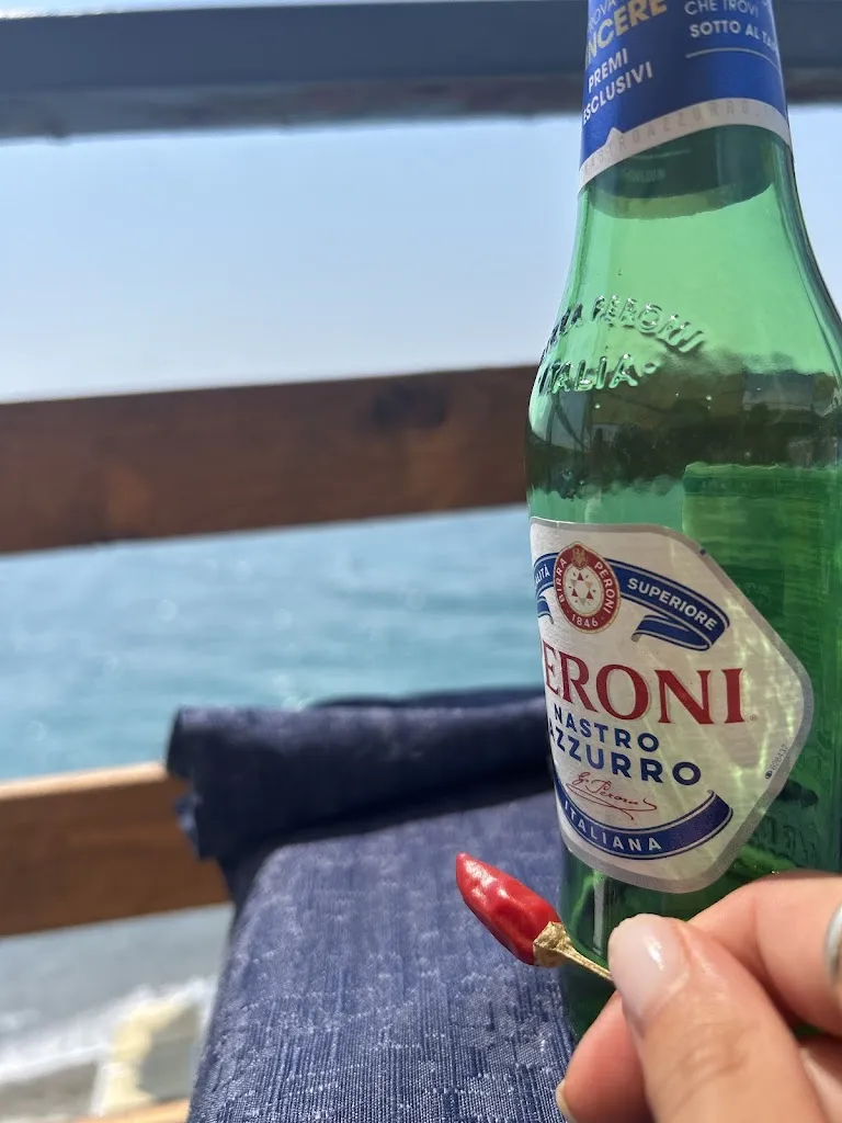 Valeria Vita_Lido Gallo_Falerna_review