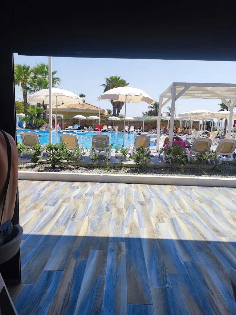 Adele Filice_Mood Sea Stage_Falerna_review