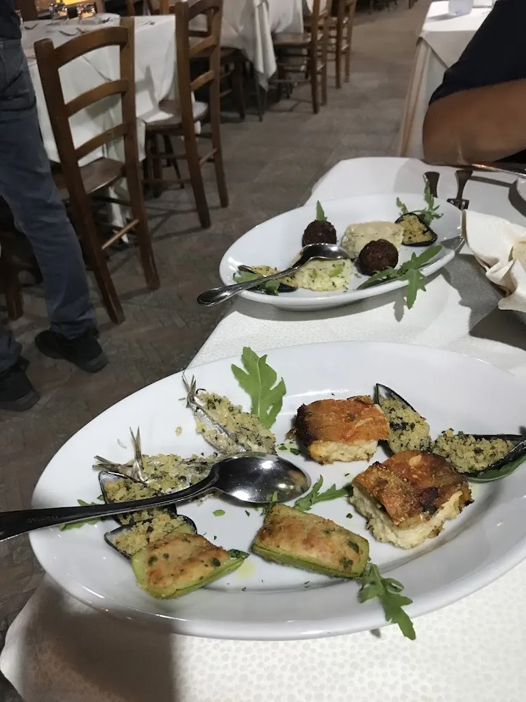 Pescatore restaurant in Falerna