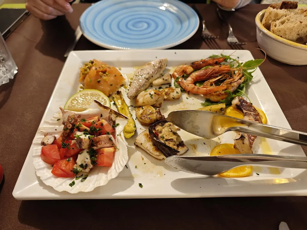 Dino Müller_Da Zia Lina Trattoria Macelleria_Filandari_recensione