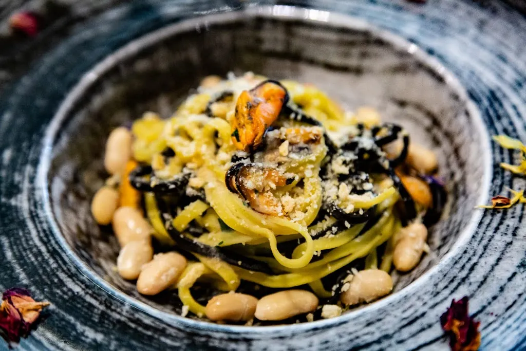 A Mano A Mano Ristorante Pinseria Italiana_Firmo_slider_image_3