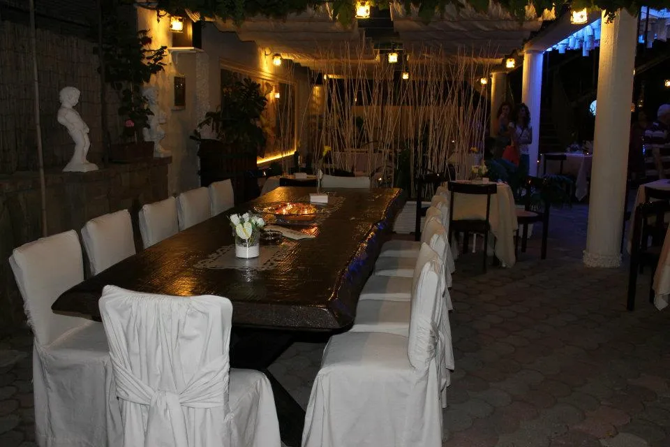 Hotel 2000 Ristorante La Tavernetta_Feroleto Antico_slider_image_2