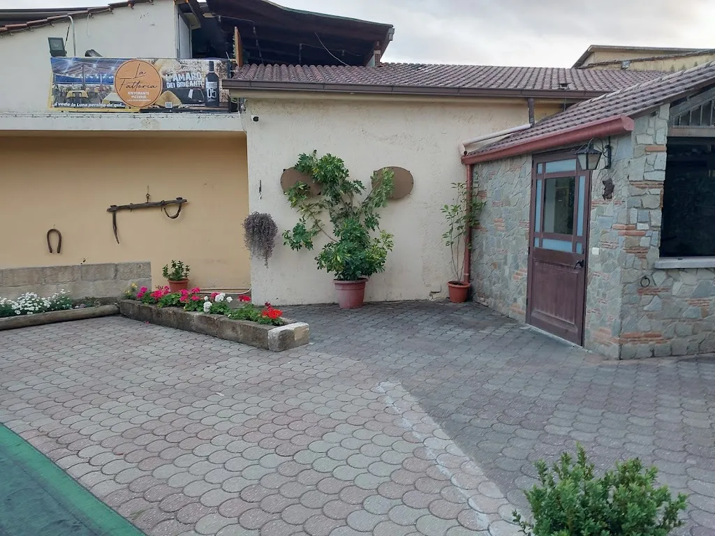 Christian Müller_La Fattoria_Feroleto Antico_review