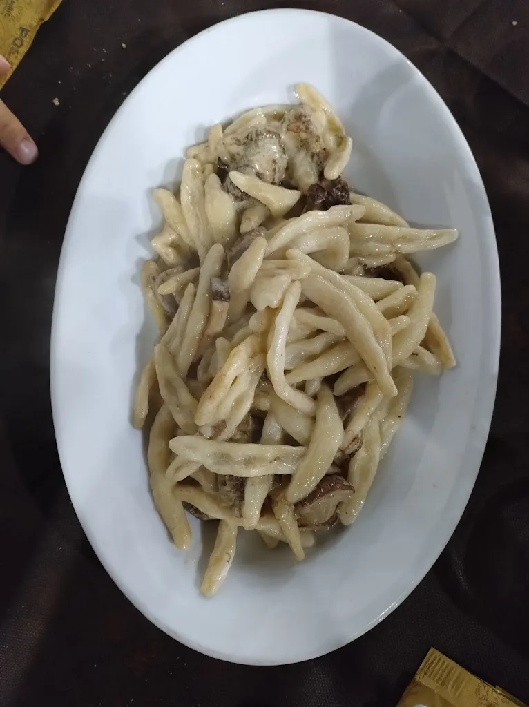 Andrea Malesci_La Fattoria_Feroleto Antico_review