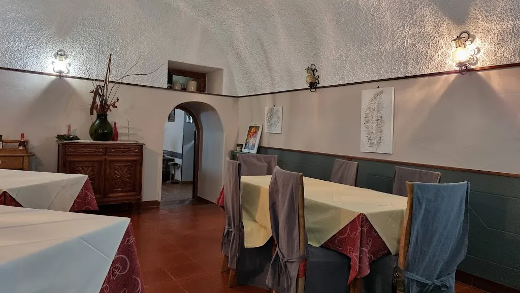 Vecchio Monastero restaurant in Feroleto Antico